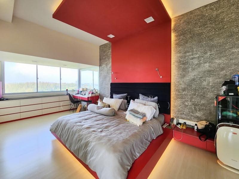Peach Garden, 1 Peach Garden, 4 Bedrooms, 2,766 sqft, Apartment For Sale, by Bell Tan (Annabella), 500246944 - Master Bedroom - PropertyGuru.com.sg