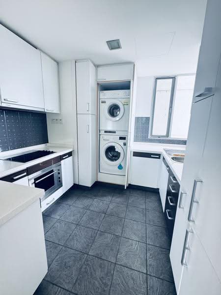 The Levelz, 38 Farrer Road, Tanglin / Holland / Bukit Timah, 2 Bedrooms, 958 sqft, Condominium For Rent, by Elle Cheong, 500246945 - Kitchen - PropertyGuru.com.sg