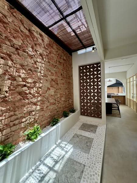 An old-world charm in Joo Chiat, East Coast / Marine Parade, 3 Bedrooms, 1,060 sqft, Walk-up Apartment For Sale, by Eunice Tan, 500246969 - PropertyGuru.com.sg