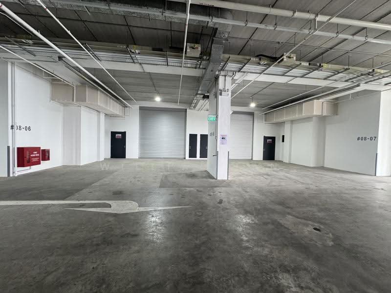 Food Vision @ Mandai, 21 Mandai Estate, Admiralty / Woodlands, 1,722 sqft, Factory / Workshop (B2) For Sale, by William Tan, 500246979 - Car Park - CommercialGuru.com.sg