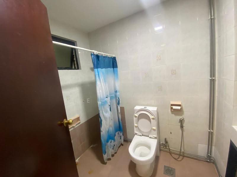 Balestier Regency, 4 Jalan Ampas, Balestier / Toa Payoh, Room Rental, 100 sqft, Apartment For Rent, by Evelyn Tan, 500246981 - Bathroom - PropertyGuru.com.sg