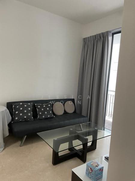 One Oxley Rise, 1 Oxley Rise, Orchard / River Valley, 2 Bedrooms, 753 sqft, Apartment For Sale, by Jessica Woon, 500246984 - Living Room - PropertyGuru.com.sg
