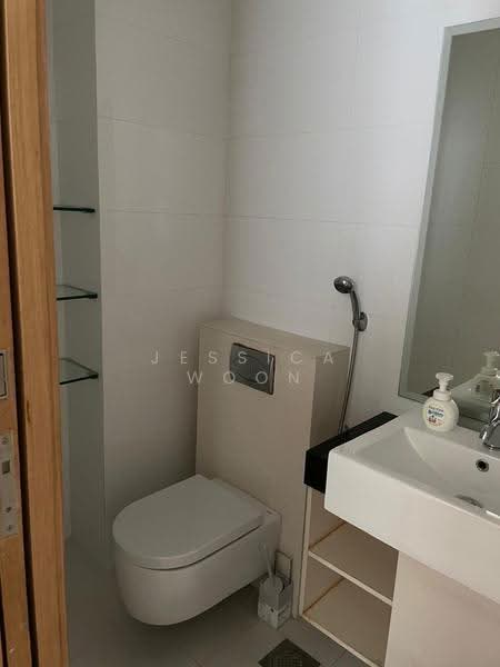 One Oxley Rise, 1 Oxley Rise, Orchard / River Valley, 2 Bedrooms, 753 sqft, Apartment For Sale, by Jessica Woon, 500246984 - Bathroom - PropertyGuru.com.sg
