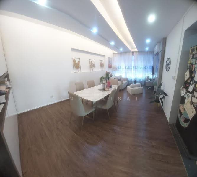 439C Sengkang West Avenue, 439C Sengkang West Avenue, 2 Bedrooms, 1,011 sqft, HDB Flat For Sale, by Sani Faisal, 500247015 - Living Room - PropertyGuru.com.sg