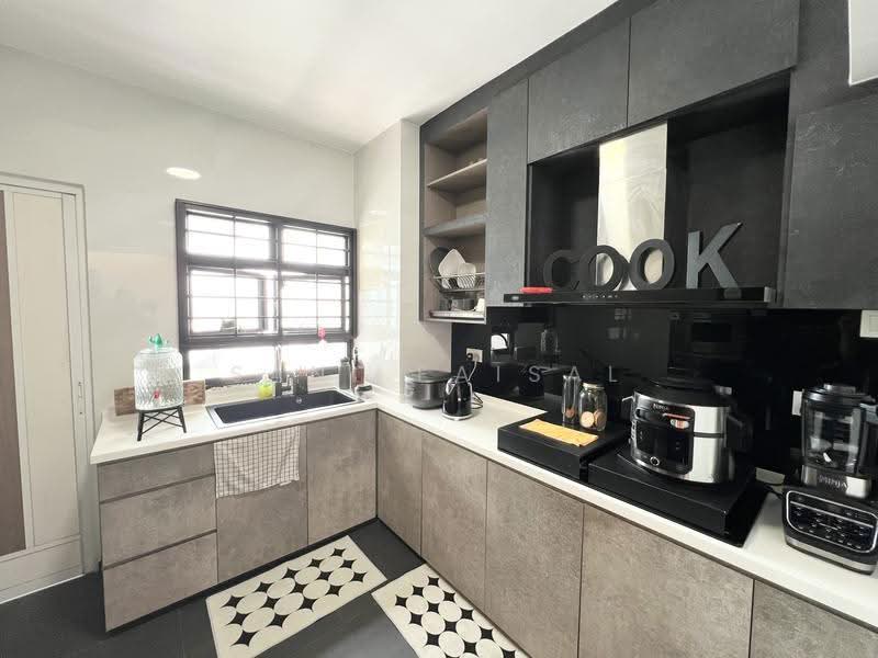 439C Sengkang West Avenue, 439C Sengkang West Avenue, Seletar / Yio Chu Kang, 2 Bedrooms, 1,011 sqft, HDB Flat For Sale, by Sani Faisal, 500247015 - Kitchen - PropertyGuru.com.sg