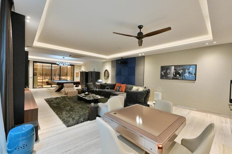 MAGNUM OPUS BUNGALOW WITH EVERYTHING, Tanglin / Holland / Bukit Timah, 8 Bedrooms, 9,994 sqft, Bungalow House For Sale, by Vernon Teo, 500247026 - Living Room - PropertyGuru.com.sg