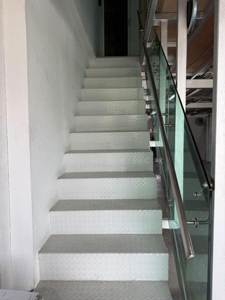 408 Upper Paya Lebar Road, Hougang / Punggol / Sengkang, 2,000 sqft, Shop / Shophouse For Rent, by Frederick Yap, 500247047 - Interior - CommercialGuru.com.sg