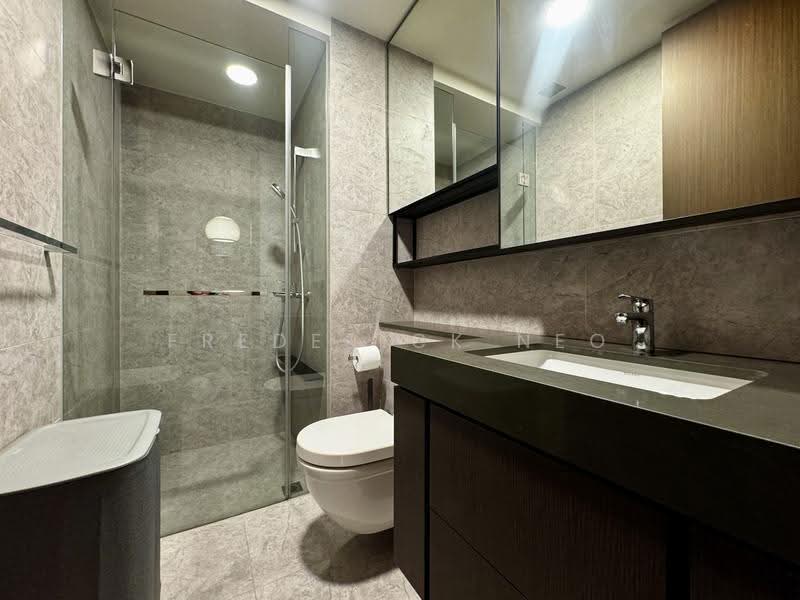 Avenue South Residence, 13 Silat Avenue, 2 Bedrooms, 689 sqft, Condominium For Rent, by Frederick Neo, 500247059 - Bathroom - PropertyGuru.com.sg