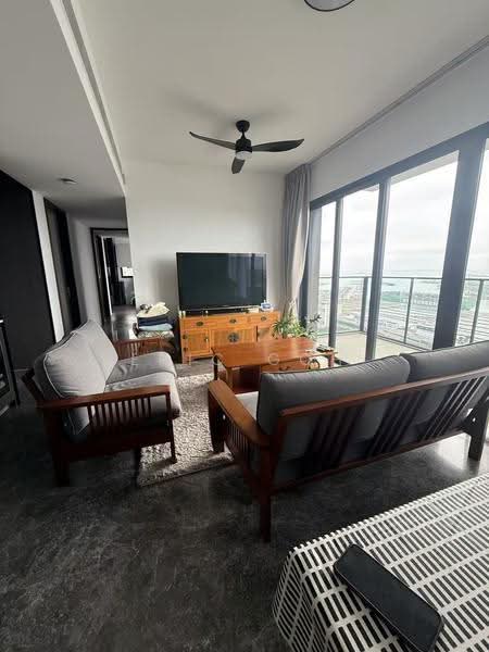 Avenue South Residence, 13 Silat Avenue, 4 Bedrooms, 1,496 sqft, Condominium For Rent, by Eric Goh, 500247061 - Living Room - PropertyGuru.com.sg