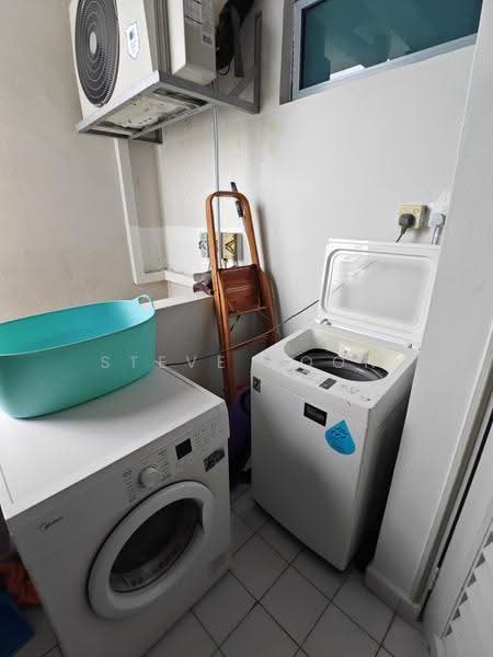 Emerald Park, 6 Indus Road, Room Rental, 120 sqft, Condominium For Rent, by Steve Voon, 500247065 - Balcony - PropertyGuru.com.sg
