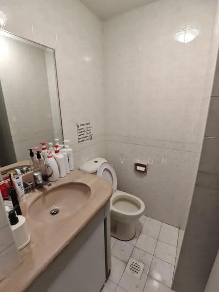 Emerald Park, 6 Indus Road, Room Rental, 120 sqft, Condominium For Rent, by Steve Voon, 500247065 - Bathroom - PropertyGuru.com.sg