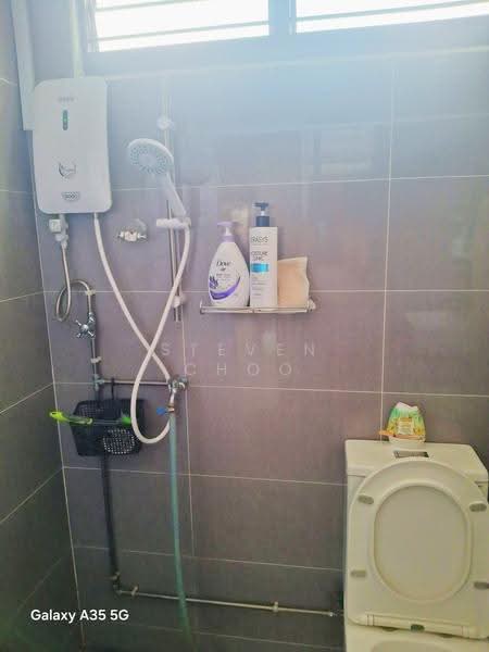 398 Yishun Ring Road, 398 Yishun Ring Road, Sembawang / Yishun, Room Rental, 120 sqft, HDB Flat For Rent, by Steven Choo, 500247067 - Bathroom - PropertyGuru.com.sg