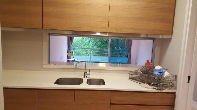 Ferraria Park Condo, 12 Flora Drive, Changi Airport / Changi Village, 2 Bedrooms, 928 sqft, Condominium For Rent, by Alicia Chua, 500247070 - Kitchen - PropertyGuru.com.sg