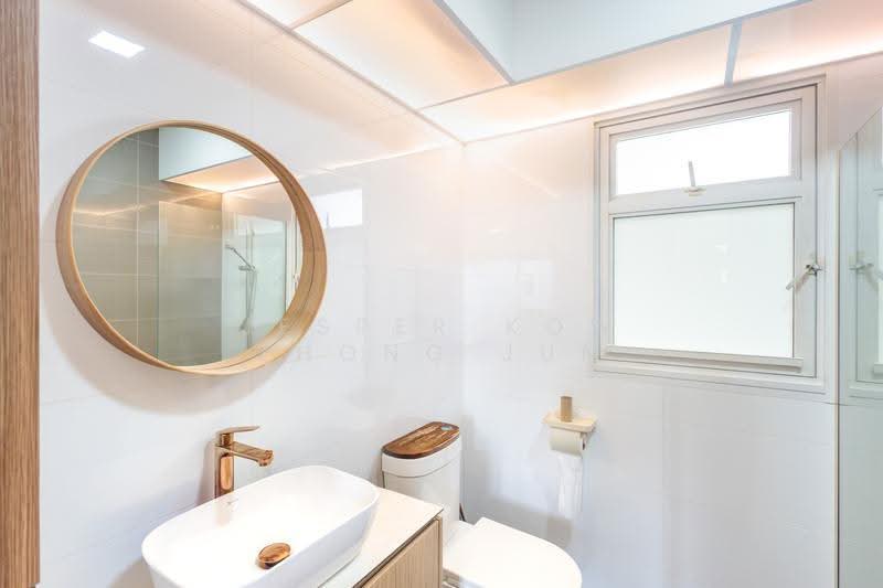 627B Tampines Street 61, 627B Tampines Street 61, 3 Bedrooms, 1,248 sqft, HDB Flat For Sale, by Jesper Kow Zhong Jun, 500247076 - Bathroom - PropertyGuru.com.sg