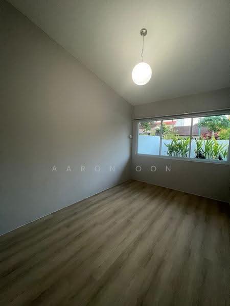 Rare Park-View Semi-Detached Home — No Extension Needed!, Sembawang Road / Jalan Basong / Jalan Machang / Jalan Kandis, Sembawang / Yishun, 3 Bedrooms, 1,900 sqft, Semi-Detached House For Sale, by Aaron Oon, 500247084 - Interior - PropertyGuru.com.sg
