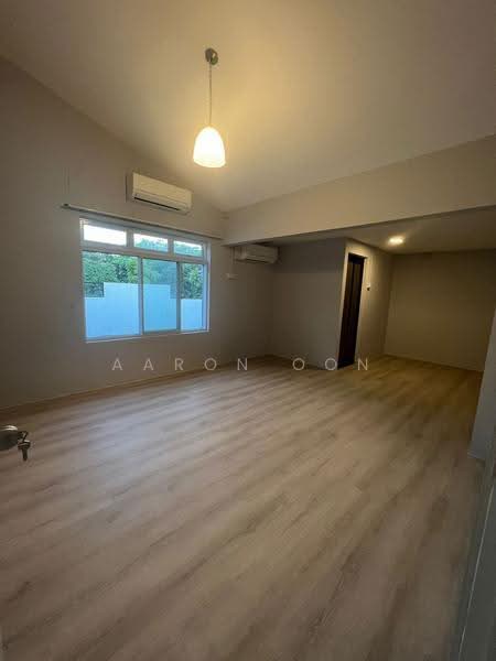 Rare Park-View Semi-Detached Home — No Extension Needed!, Sembawang Road / Jalan Basong / Jalan Machang / Jalan Kandis, Sembawang / Yishun, 3 Bedrooms, 1,900 sqft, Semi-Detached House For Sale, by Aaron Oon, 500247084 - Interior - PropertyGuru.com.sg