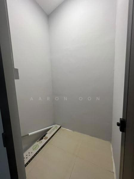 Rare Park-View Semi-Detached Home — No Extension Needed!, Sembawang Road / Jalan Basong / Jalan Machang / Jalan Kandis, Sembawang / Yishun, 3 Bedrooms, 1,900 sqft, Semi-Detached House For Sale, by Aaron Oon, 500247084 - Interior - PropertyGuru.com.sg