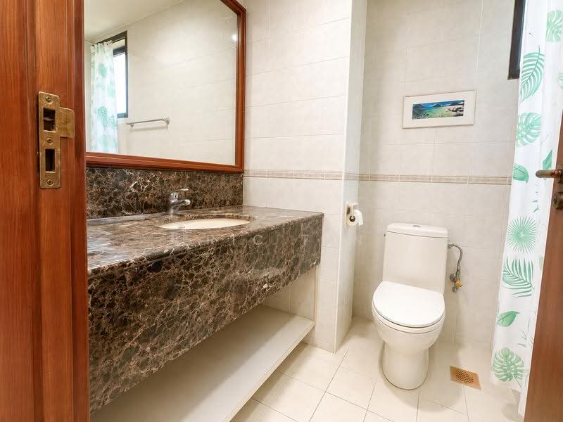 Parc Oasis, 51 Jurong East Avenue 1, Boon Lay / Jurong / Tuas, 3 Bedrooms, 1,227 sqft, Condominium For Sale, by Eric Tan, 500247099 - Bathroom - AI Adjusted - PropertyGuru.com.sg