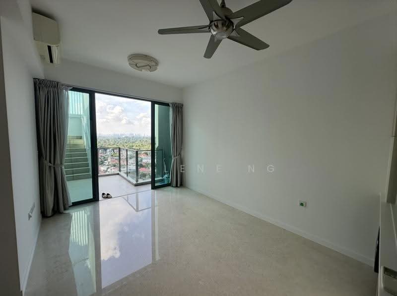 Thomson Three, 21 Bright Hill Drive, Ang Mo Kio / Bishan / Thomson, 2 Bedrooms, 1,066 sqft, Condominium For Sale, by Shalene Ng, 500247111 - Balcony - PropertyGuru.com.sg
