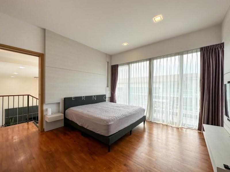 ClementiWoods Condominium, 82 West Coast Road, Buona Vista / West Coast / Clementi New Town, 4 Bedrooms, 2,875 sqft, Condominium For Sale, by Vernon Low, 500247112 - PropertyGuru.com.sg