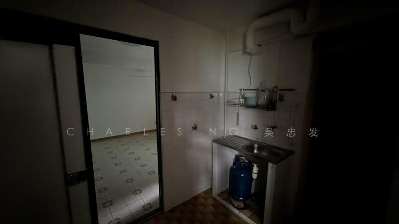 8 Selegie Road, 8 Selegie Road, Studio, 483 sqft, HDB Flat For Sale, by Charles Ng 吳忠发, 500247120 - Kitchen - PropertyGuru.com.sg
