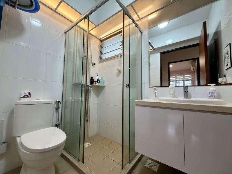 119B Canberra Crescent, 119B Canberra Crescent, Sembawang / Yishun, 3 Bedrooms, 1,216 sqft, HDB Flat For Sale, by Anita Koh, 500247129 - Bathroom - PropertyGuru.com.sg