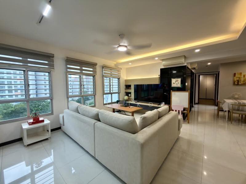 119B Canberra Crescent, 119B Canberra Crescent, Sembawang / Yishun, 3 Bedrooms, 1,216 sqft, HDB Flat For Sale, by Anita Koh, 500247129 - Living Room - PropertyGuru.com.sg