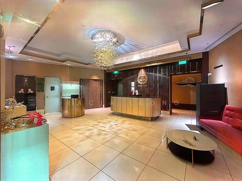 Fitted Spa Unit in CBD For Rental !, Havelock Road, Boat Quay / Raffles Place / Marina, 11,745 sqft, Shop / Shophouse For Rent, by Gracia Leong, 500247132 - Entrance - CommercialGuru.com.sg