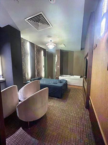 Fitted Spa Unit in CBD For Rental !, Havelock Road, Boat Quay / Raffles Place / Marina, 11,745 sqft, Shop / Shophouse For Rent, by Gracia Leong, 500247132 - Interior - CommercialGuru.com.sg
