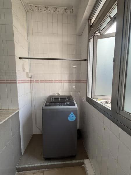 43 Sims Drive, 43 Sims Drive, Eunos / Geylang / Paya Lebar, 2 Bedrooms, 1,119 sqft, HDB Flat For Rent, by Betty Chiang, 500247144 - Interior - PropertyGuru.com.sg