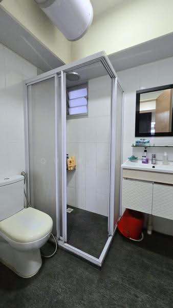 785B Woodlands Rise, 785B Woodlands Rise, Admiralty / Woodlands, 2 Bedrooms, 732 sqft, HDB Flat For Sale, by Quek Pei Lin, 500247161 - Bathroom - PropertyGuru.com.sg