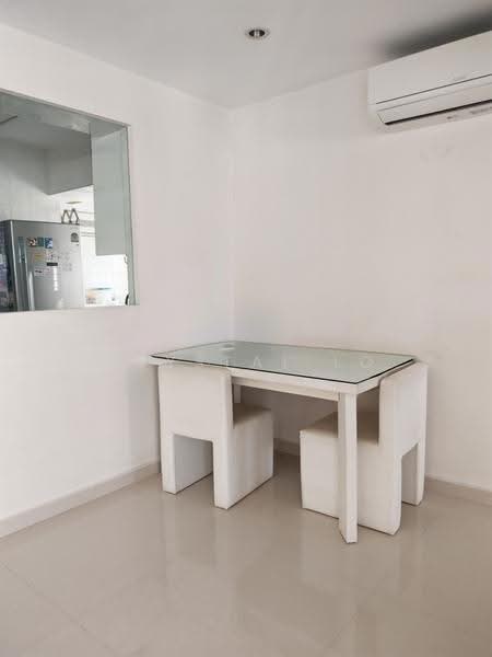 146 Lorong 2 Toa Payoh, 146 Lorong 2 Toa Payoh, Balestier / Toa Payoh, 3 Bedrooms, 979 sqft, HDB Flat For Rent, by Crystal Lo, 500247165 - Interior - PropertyGuru.com.sg