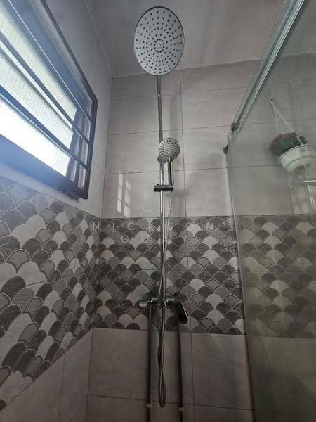 Master Bedroom available for rent in 630 Woodlands Ring Rd, 095, , Room Rental, 155 sqft, HDB Flat For Rent, by Nickson Guay, 500247166 - Bathroom - PropertyGuru.com.sg
