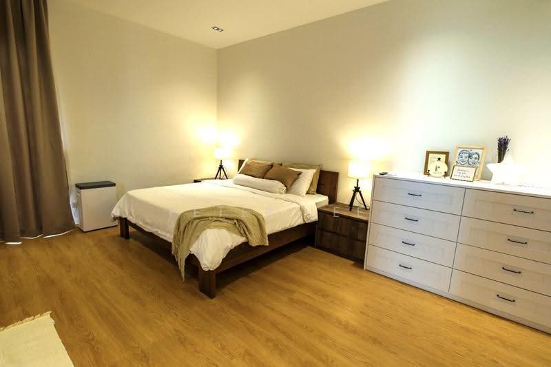 Avila Gardens, 11 Flora Road, Changi Airport / Changi Village, 4 Bedrooms, 1,755 sqft, Condominium For Sale, by Peter Lee, 500247167 - Bedroom - PropertyGuru.com.sg