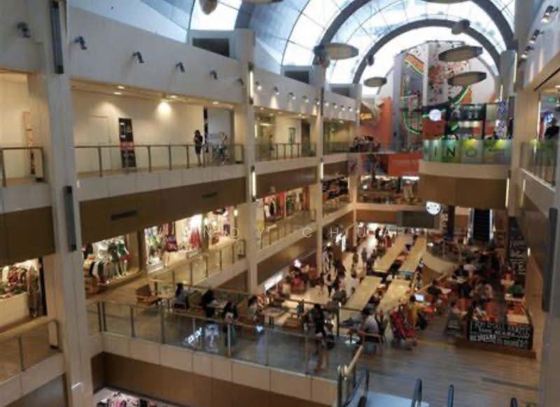 NOVENA SQUARE