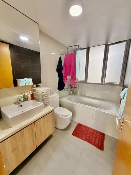 Austville Residences, 11 Sengkang East Avenue, Hougang / Punggol / Sengkang, 3 Bedrooms, 1,141 sqft, Condominium For Sale, by Kean Ng 黄和杰, 500247187 - Bathroom - PropertyGuru.com.sg