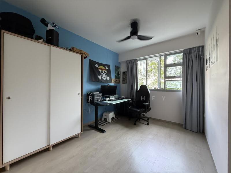 93B Telok Blangah Street 31, 93B Telok Blangah Street 31, Harbourfront / Telok Blangah, 3 Bedrooms, 1,001 sqft, HDB Flat For Sale, by Farrand Hey, 500247192 - Study - PropertyGuru.com.sg