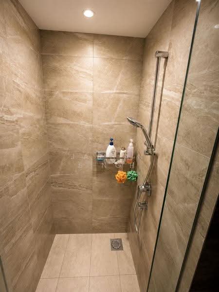 Riverfront Residences, 45 Hougang Avenue 7, Hougang / Punggol / Sengkang, 4 Bedrooms, 1,410 sqft, Condominium For Sale, by JASHAN SINGH, 500247209 - Bathroom - PropertyGuru.com.sg