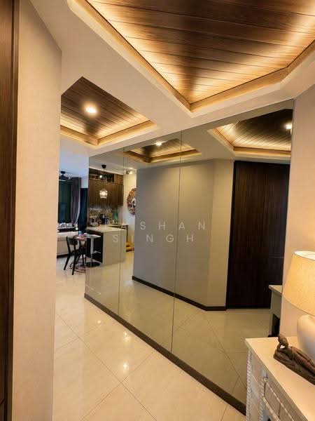 Riverfront Residences, 45 Hougang Avenue 7, Hougang / Punggol / Sengkang, 4 Bedrooms, 1,410 sqft, Condominium For Sale, by JASHAN SINGH, 500247209 - Foyer - PropertyGuru.com.sg