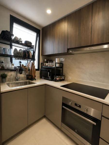 Riverfront Residences, 45 Hougang Avenue 7, Hougang / Punggol / Sengkang, 4 Bedrooms, 1,410 sqft, Condominium For Sale, by JASHAN SINGH, 500247209 - Kitchen - PropertyGuru.com.sg