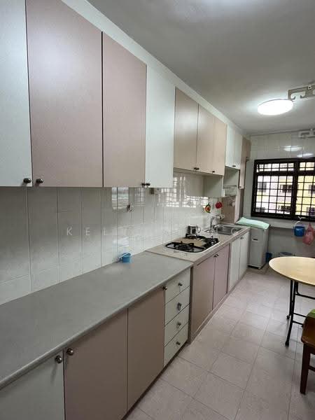 409 Sembawang Drive, 409 Sembawang Drive, Sembawang / Yishun, 3 Bedrooms, 968 sqft, HDB Flat For Rent, by Kelvin Ong, 500247212 - Kitchen - PropertyGuru.com.sg