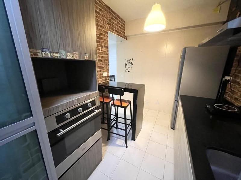 57 Teban Gardens Road, 57 Teban Gardens Road, Boon Lay / Jurong / Tuas, 2 Bedrooms, 721 sqft, HDB Flat For Rent, by Sani Faisal, 500247216 - Kitchen - PropertyGuru.com.sg