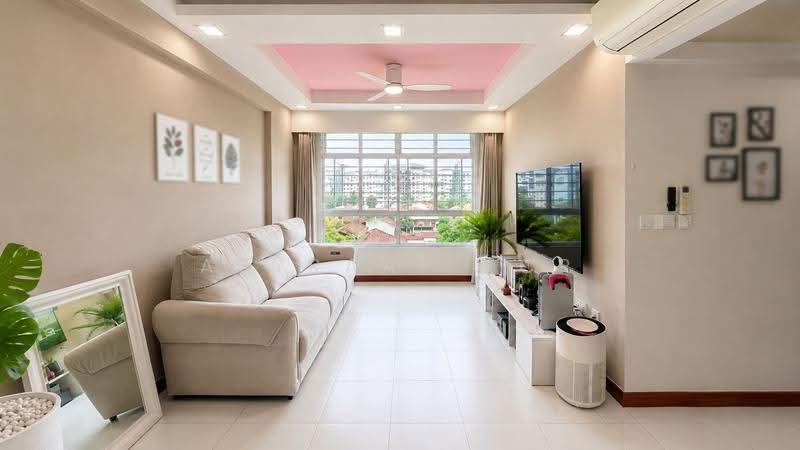 426A Yishun Avenue 11, 426A Yishun Avenue 11, Sembawang / Yishun, 3 Bedrooms, 990 sqft, HDB Flat For Sale, by Asyraaf TCR, 500247230 - Living Room - PropertyGuru.com.sg