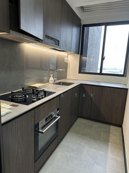 Midtown Modern, 16 Tan Quee Lan Street, Beach Road / Bugis / Rochor, 3 Bedrooms, 1,066 sqft, Condominium For Sale, by Irene Tay, 500247231 - Kitchen - PropertyGuru.com.sg