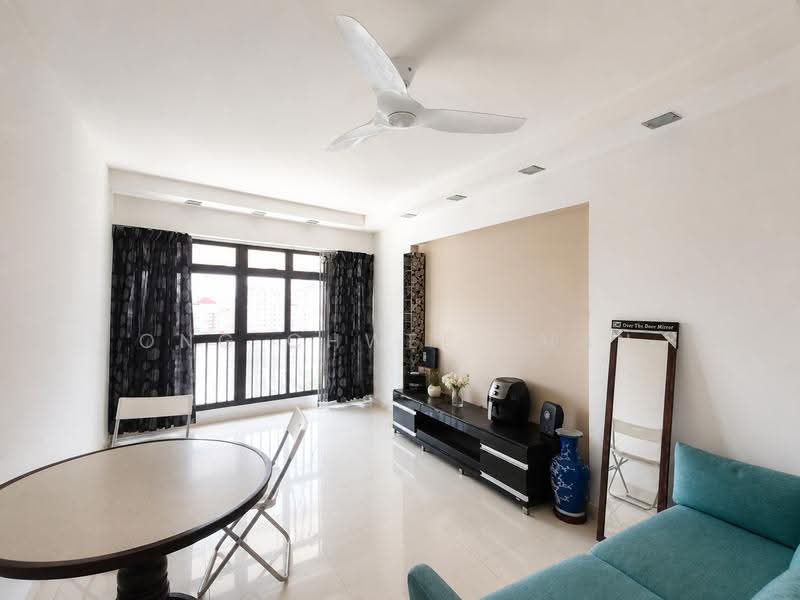 26B Jalan Membina, 26B Jalan Membina, Alexandra / Commonwealth, 3 Bedrooms, 915 sqft, HDB Flat For Sale, by Ong Chwee Puan, 500247240 - Living Room - PropertyGuru.com.sg
