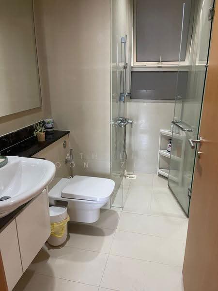 The Peak @ Balmeg, 6 Balmeg Hill, Buona Vista / West Coast / Clementi New Town, 3 Bedrooms, 1,679 sqft, Condominium For Sale, by Athalia Soon Sze Yin, 500247241 - Bathroom - PropertyGuru.com.sg
