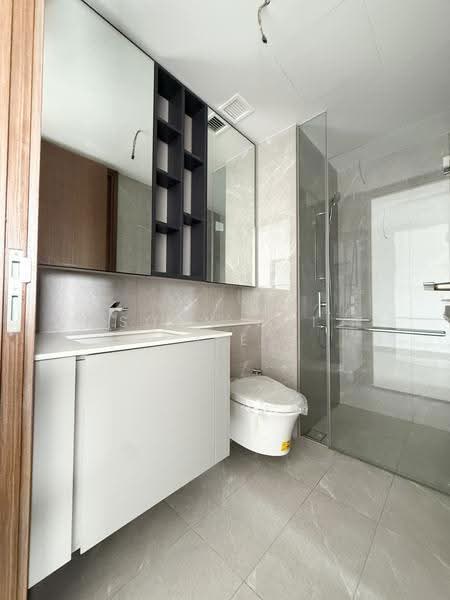 Grand Dunman, 10 Dunman Road, East Coast / Marine Parade, 2 Bedrooms, 775 sqft, Condominium For Sale, by Soon Wei Jie, 500247255 - Bathroom - PropertyGuru.com.sg