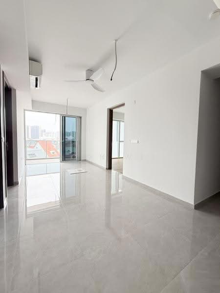 Grand Dunman, 10 Dunman Road, East Coast / Marine Parade, 2 Bedrooms, 775 sqft, Condominium For Sale, by Soon Wei Jie, 500247255 - Living Room - PropertyGuru.com.sg