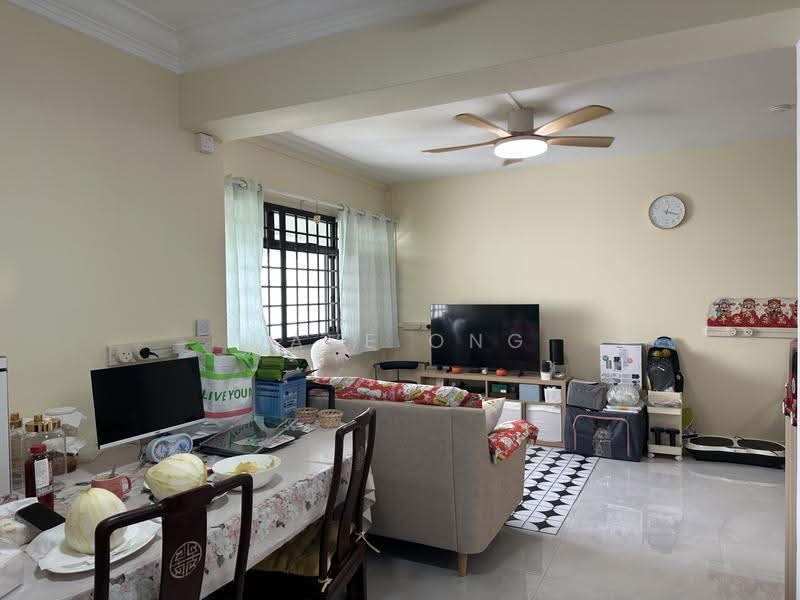 704 Woodlands Drive 40, 704 Woodlands Drive 40, Admiralty / Woodlands, Room Rental, 100 sqft, HDB Flat For Rent, by Dave Ong, 500247261 - Living Room - PropertyGuru.com.sg
