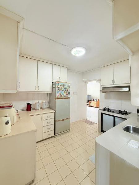 637 Woodlands Ring Road, 637 Woodlands Ring Road, Admiralty / Woodlands, 3 Bedrooms, 1,518 sqft, HDB Flat For Sale, by Jose Loh Zhenhao, 500247262 - Kitchen - PropertyGuru.com.sg